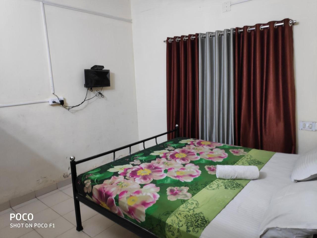 Hotel Silver Space Ernakulam Dış mekan fotoğraf