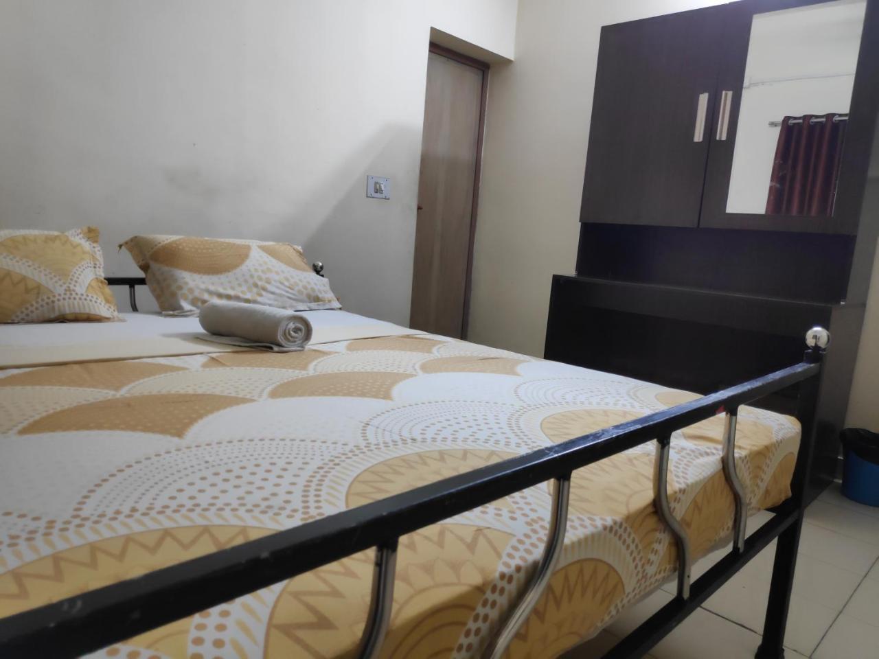 Hotel Silver Space Ernakulam Dış mekan fotoğraf